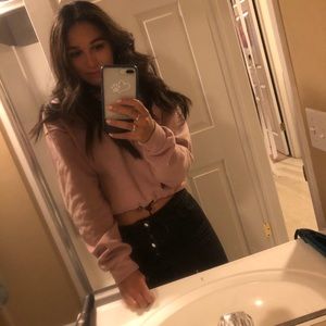 Meet your Posher, Michaela